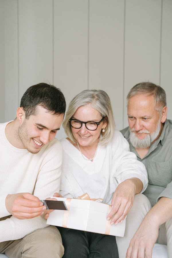 Cadeau pour grands-parents : choisissez un abonnement inoubliable